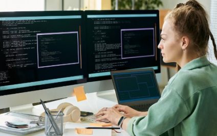 The advantages of a dual monitor setup for work