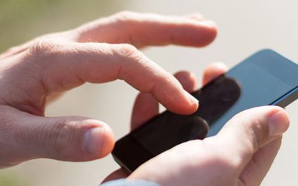 5 tips on keeping mobile workers connected