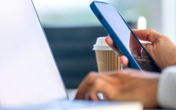 How to seamlessly transfer your login info to Apple Passwords