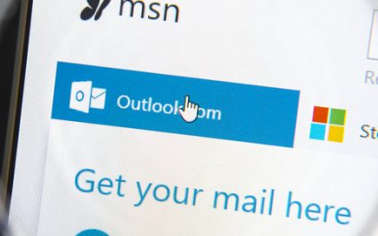 Outlook gets new CRM add-on