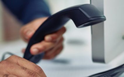 FXS vs. FXO ports: What they are and why the difference matters for VoIP