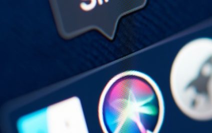 Enable Siri on macOS without sharing your contacts with Apple
