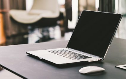 Unmistakable signs that you should get a new Mac in 2026