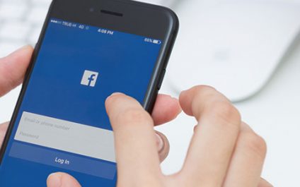 How Facebook collects data on Android phones