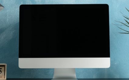 Your guide to connecting an external monitor to a Mac