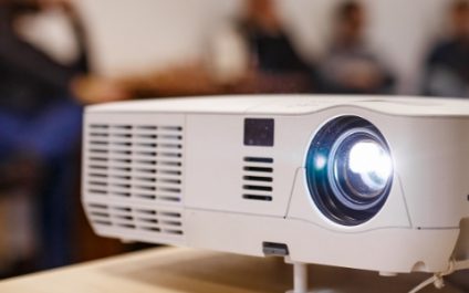 Choosing a projector that meets your business’s needs