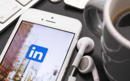 Enhance networking with LinkedIn Alumni