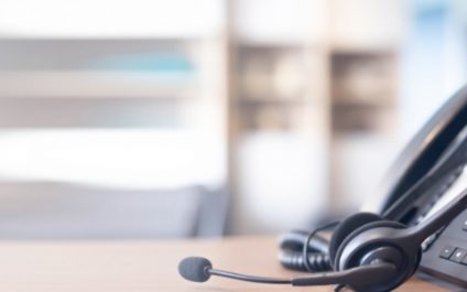 Key considerations when purchasing a VoIP headset in 2026