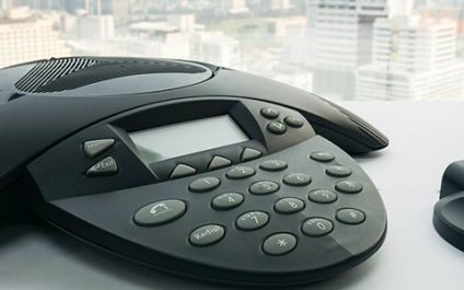 What you need to know to select a VoIP service
