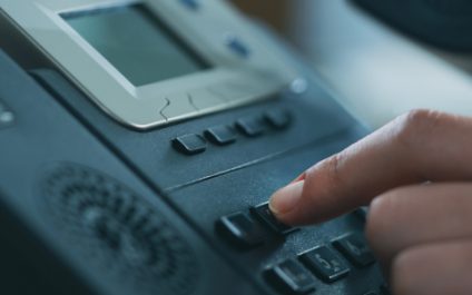 Turn every VoIP on-hold moment into a business advantage