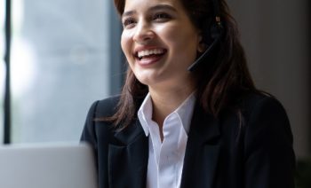 How to select the ideal VoIP headset for work in 2026