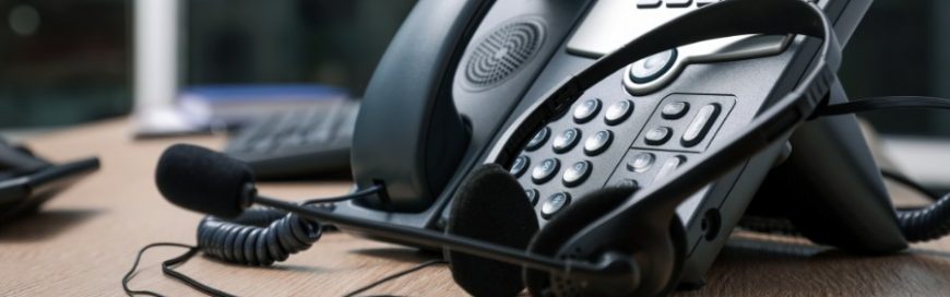 VoIP softphones vs. hardphones: Guide to VoIP phone systems
