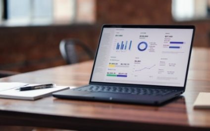 The ultimate guide to choosing the perfect laptop for remote work in 2025