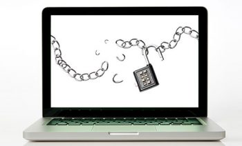 Windows 10 bloatware and their risks