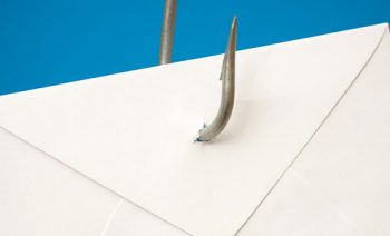 How does Microsoft 365 prevent phishing?