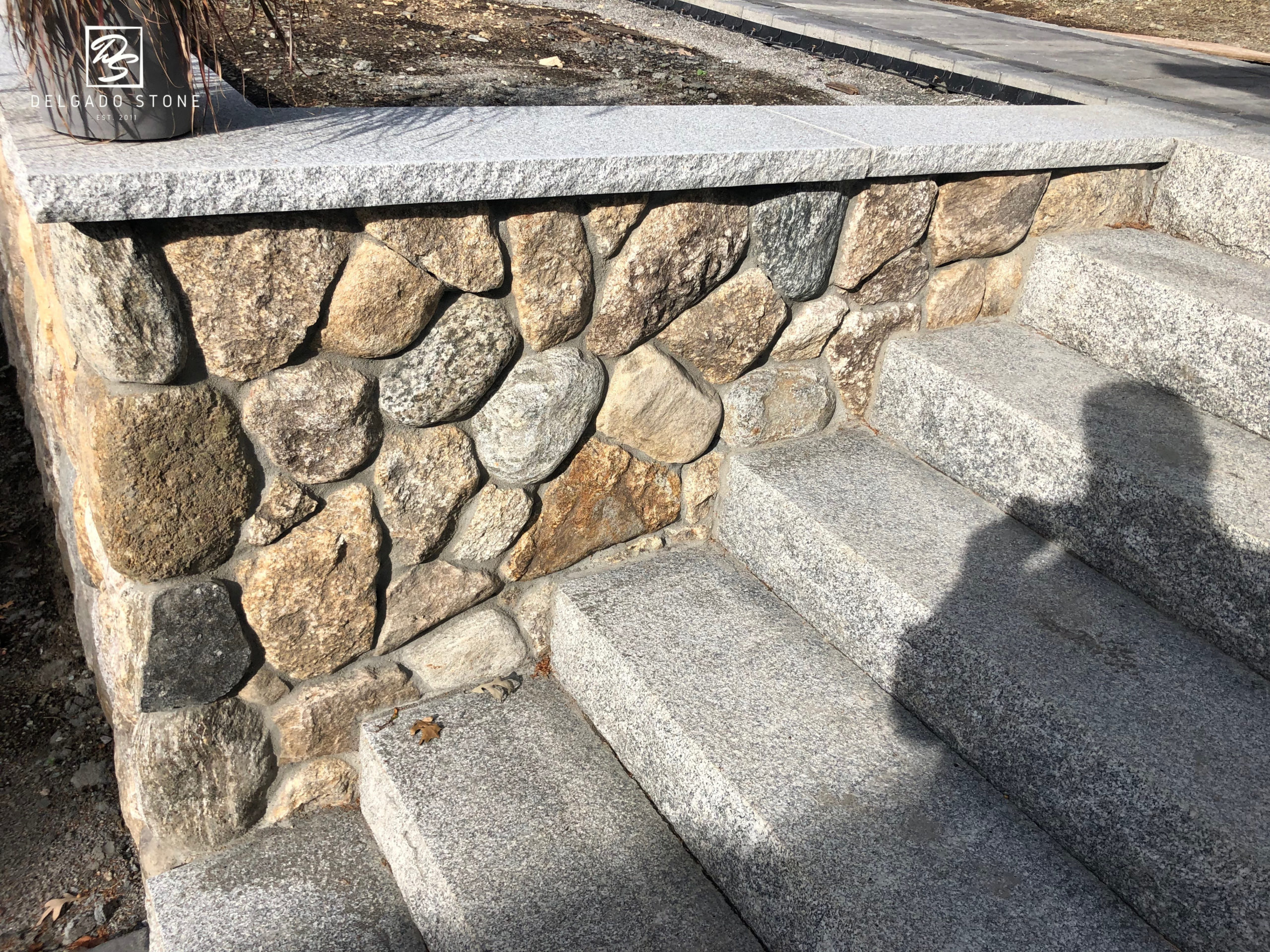 Old New England Rounds with Granite Steps
