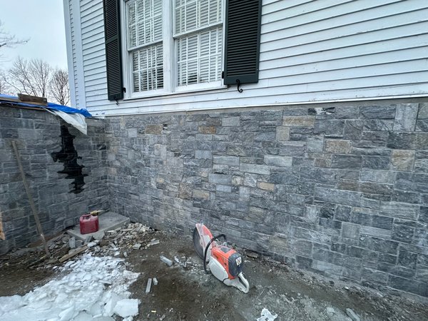Black-Ash-Square-and-Rectangle--Strip-and-Ashlar_full