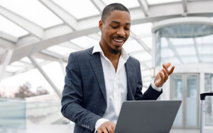 Why UC Adoption Should Be a 2024 Priority for Small Businesses