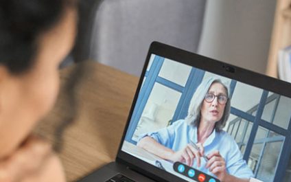 A Look at the Benefits of Hybrid UC