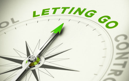 8 SIGNS YOUR EATING DISORDER IS CONTROLLING YOU