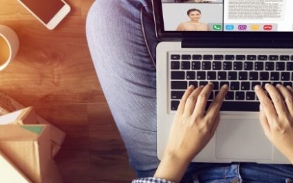 How to lead effective meetings in a hybrid workplace