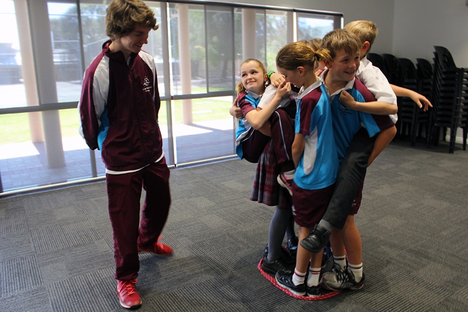 Primary Leadership Program Begins (4) Primary Leadership Program Begins (4)