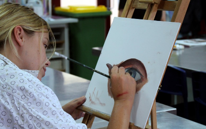 Artist in Residence: Rachelle Dusting