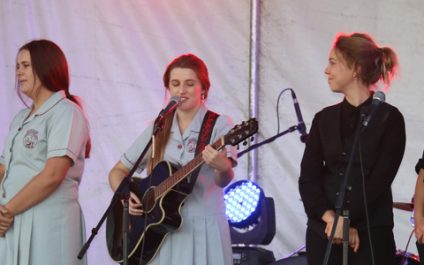 Music students entertain at Relay for Life