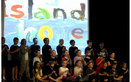 Assembly and Awards 3JK – wonderful aunts, islands and teachers