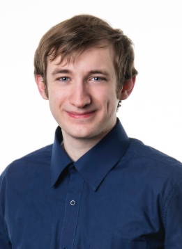 img-nerd-Cyrus-Schacke