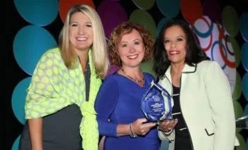 MXOtech, Inc. CEO, Joanna Mirov, Receives Deborah Sawyer Rising Star Award from the Women’s Business Development Center