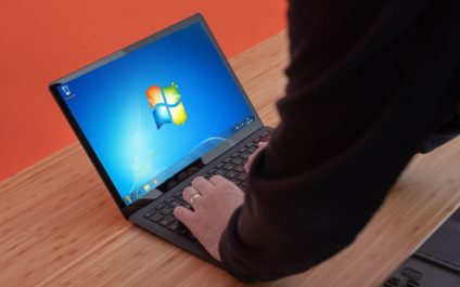 Windows 7 use finally declines as the OS nears its end