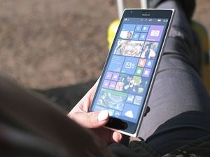 Is Windows 10 Mobile Right For Your Business?