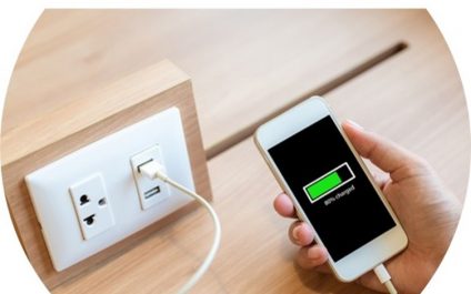 Just The Facts: Cellphone chaos