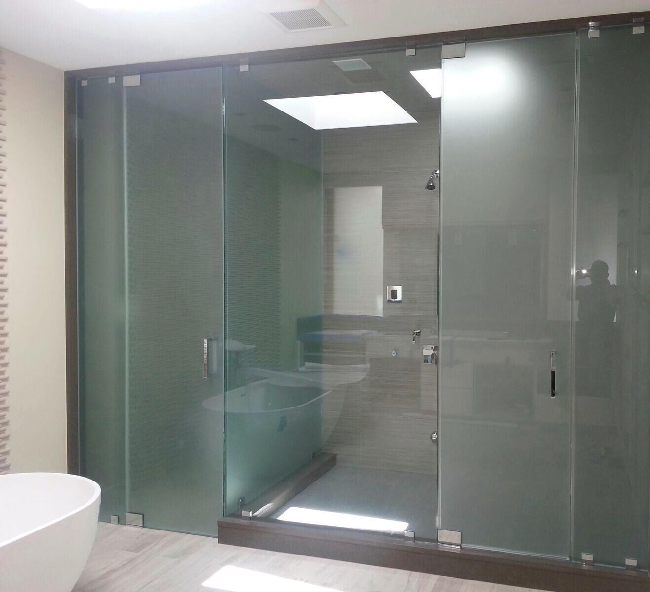 Frameless Shower & Toilet Area combo 6.6.14-min