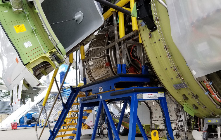 Engine Access Side Scroll Stand