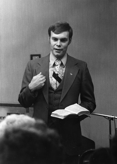 Andrew teaching the Word | 1970s