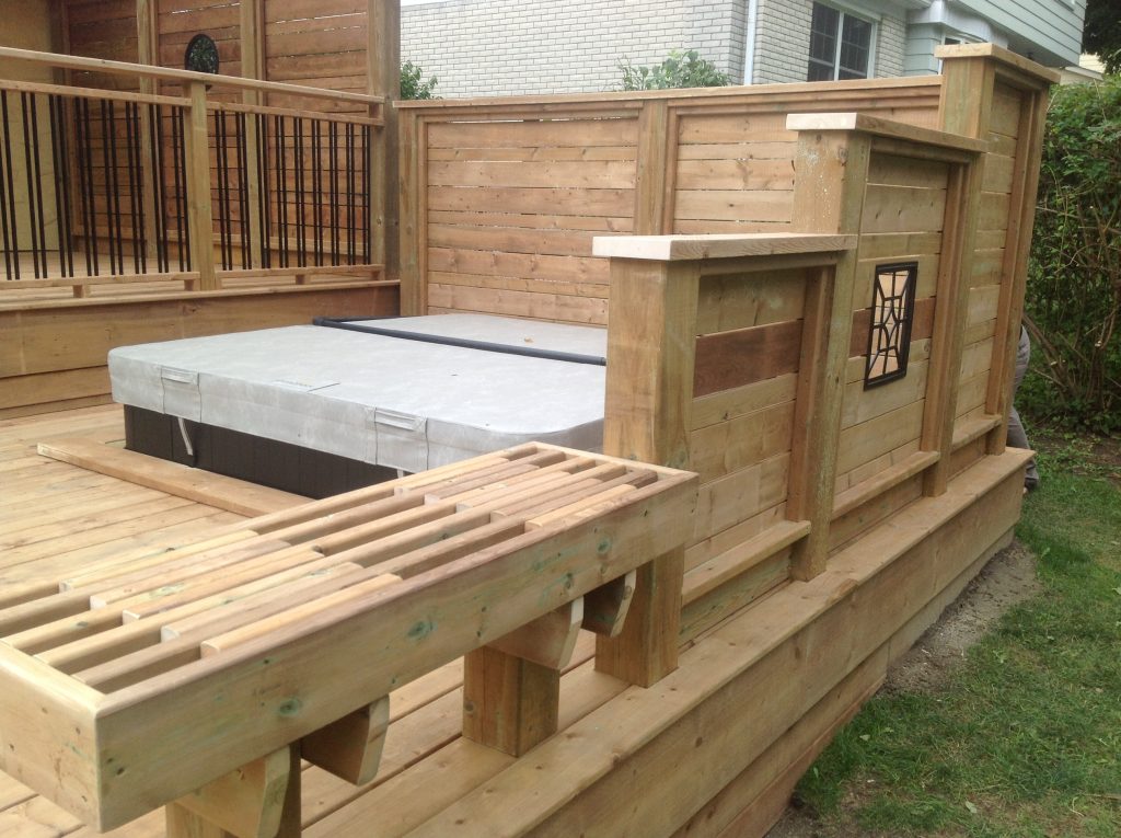 Custom Decks Waterloo, Kitchener, Guelph JWS Woodworking & Design Inc