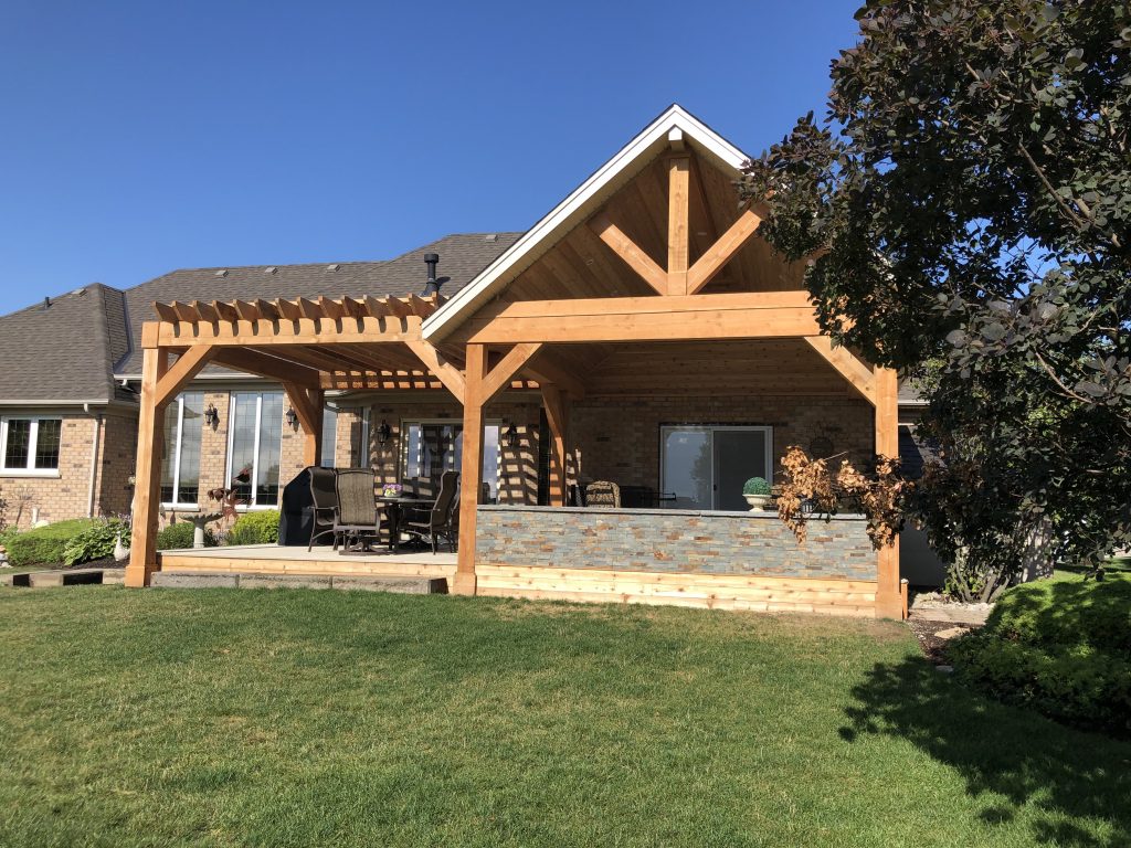 Custom Decks Waterloo, Kitchener, Guelph JWS Woodworking & Design Inc