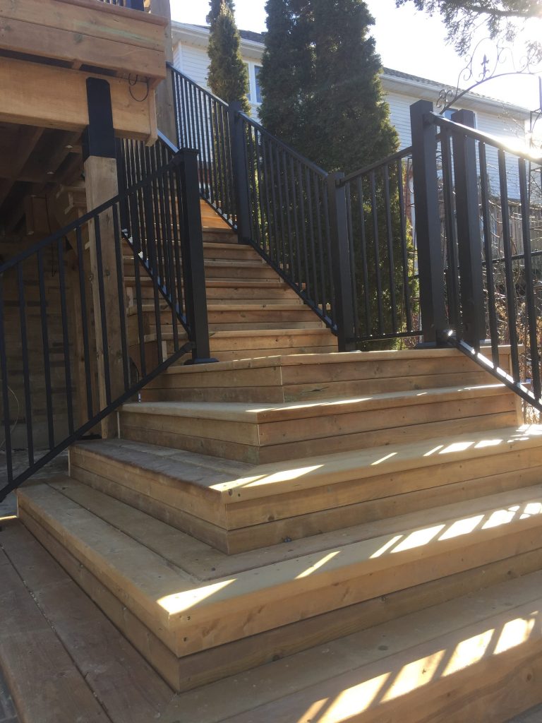 Custom Decks Waterloo, Kitchener, Guelph JWS Woodworking & Design Inc