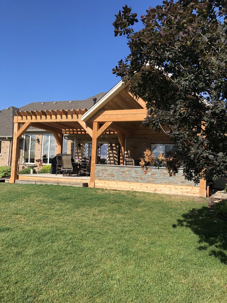 Custom Decks Waterloo, Kitchener, Guelph JWS Woodworking & Design Inc