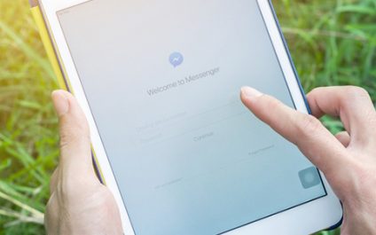 Group voice call on Facebook