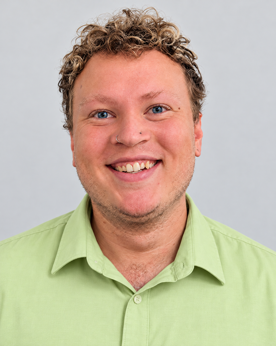 Tyler-Cook-in-spring-green-3