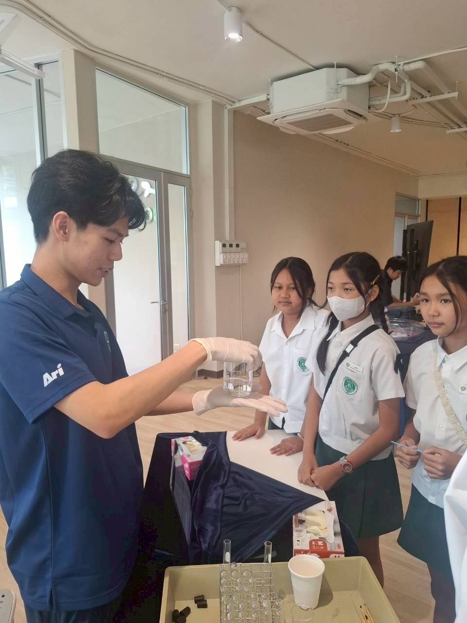 LINE_ALBUM_visit satit_251211_110