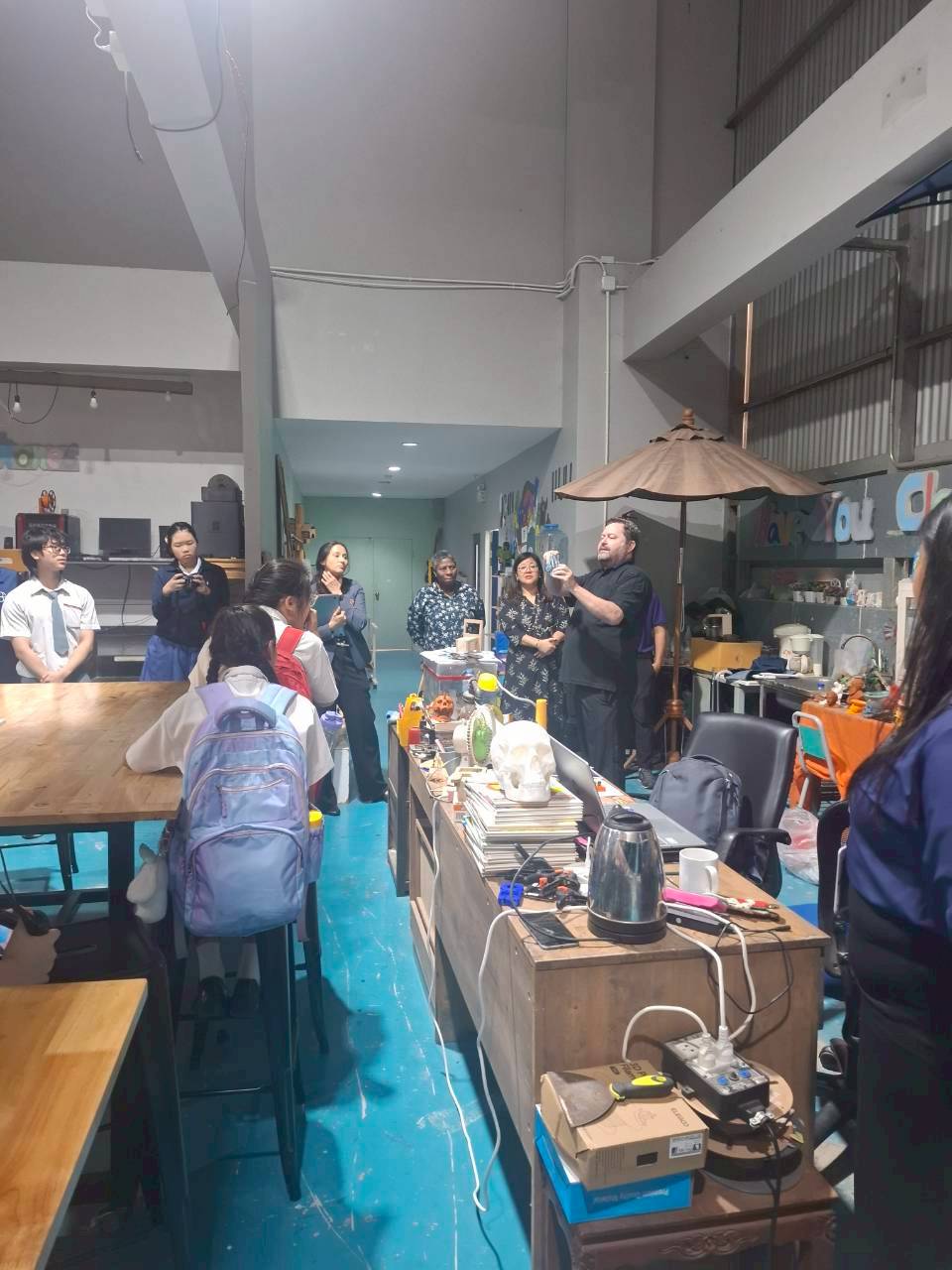 LINE_ALBUM_visit satit_251211_30