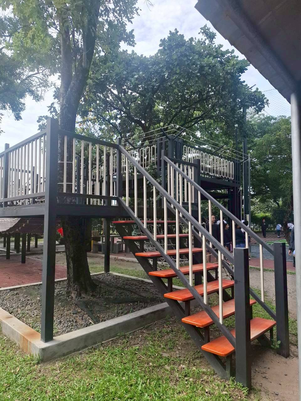 LINE_ALBUM_visit satit_251211_33