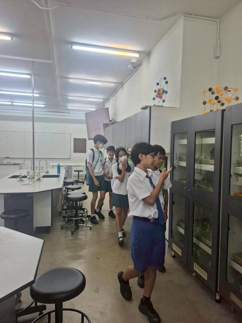 LINE_ALBUM_visit satit_251211_39