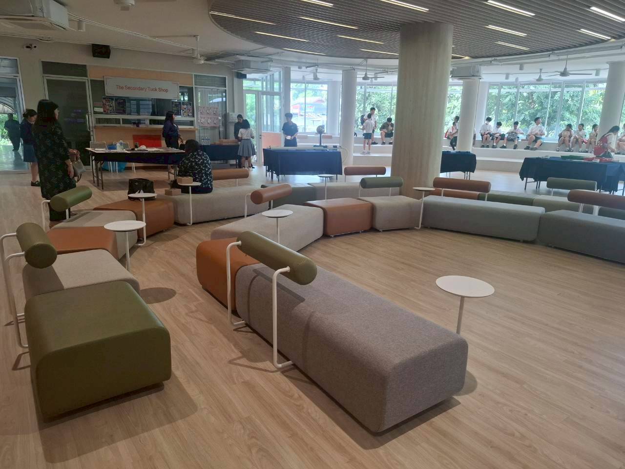 LINE_ALBUM_visit satit_251211_89