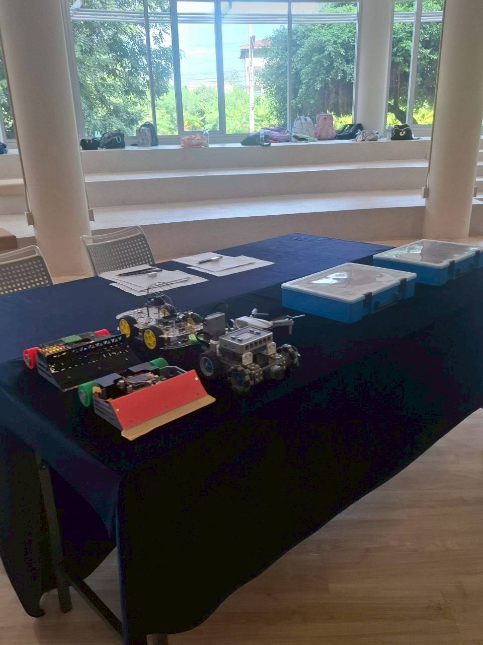 LINE_ALBUM_visit satit_251211_98