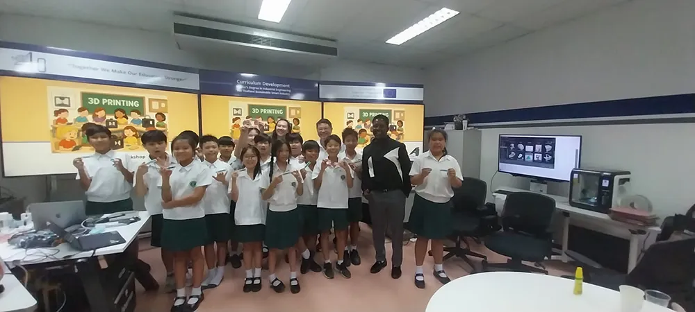 WhatsApp Image 2025-12-01 at 12.44.10 (1)-min